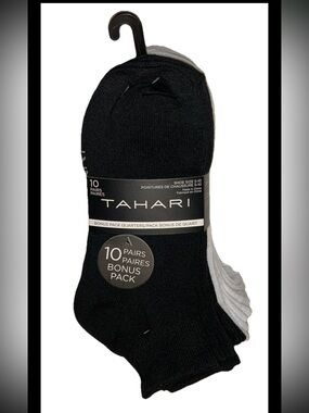Tahari Quarters Socks 10 Pairs Women Shoe Size 5-10 Black & White w Logo NEW $36